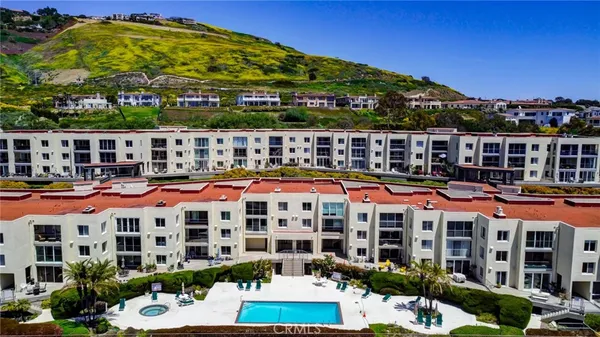 $1,025,000 | 3200 La Rotonda Drive, Unit 405, Rancho Palos Verdes, CA 90275