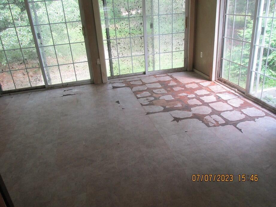 1214 Anjean Road Rupert, WV 25984 - Photo 12 of 25 Gallery Image 12