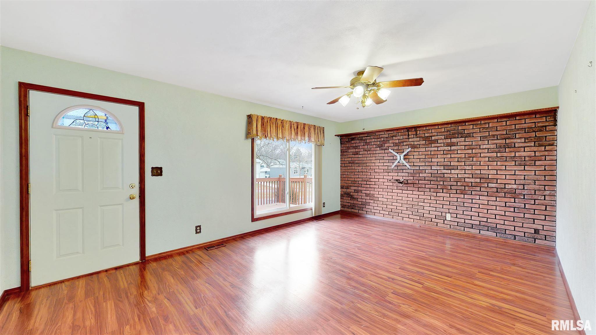 605 Joliet Road Marquette Heights, IL 61554 - Photo 7 of 30 Gallery Image 7