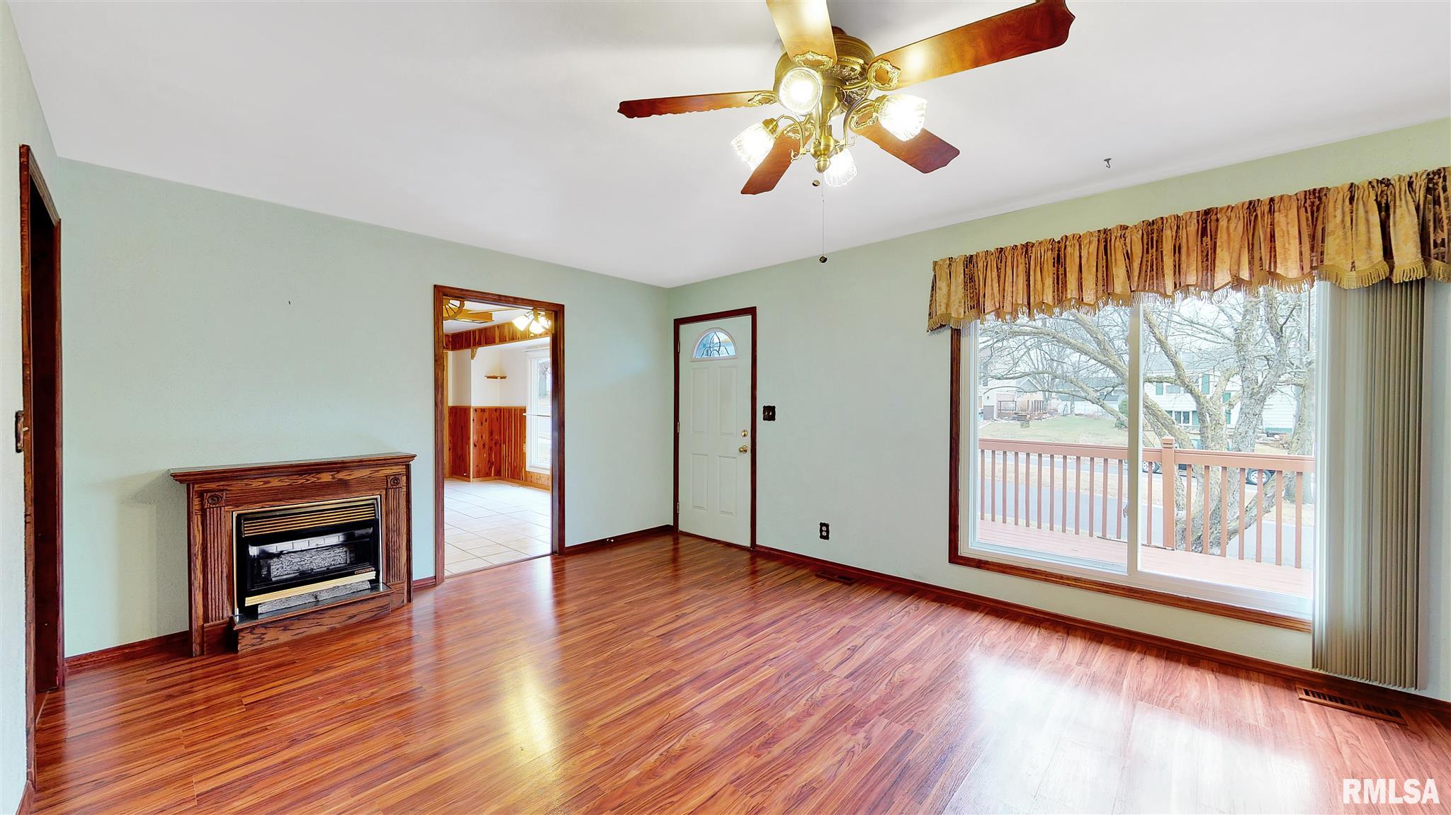 605 Joliet Road Marquette Heights, IL 61554 - Photo 8 of 30 Gallery Image 8