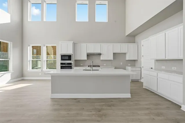 $624,977 | 1609 Rolling Heights Lane, Fort Worth, TX 76008