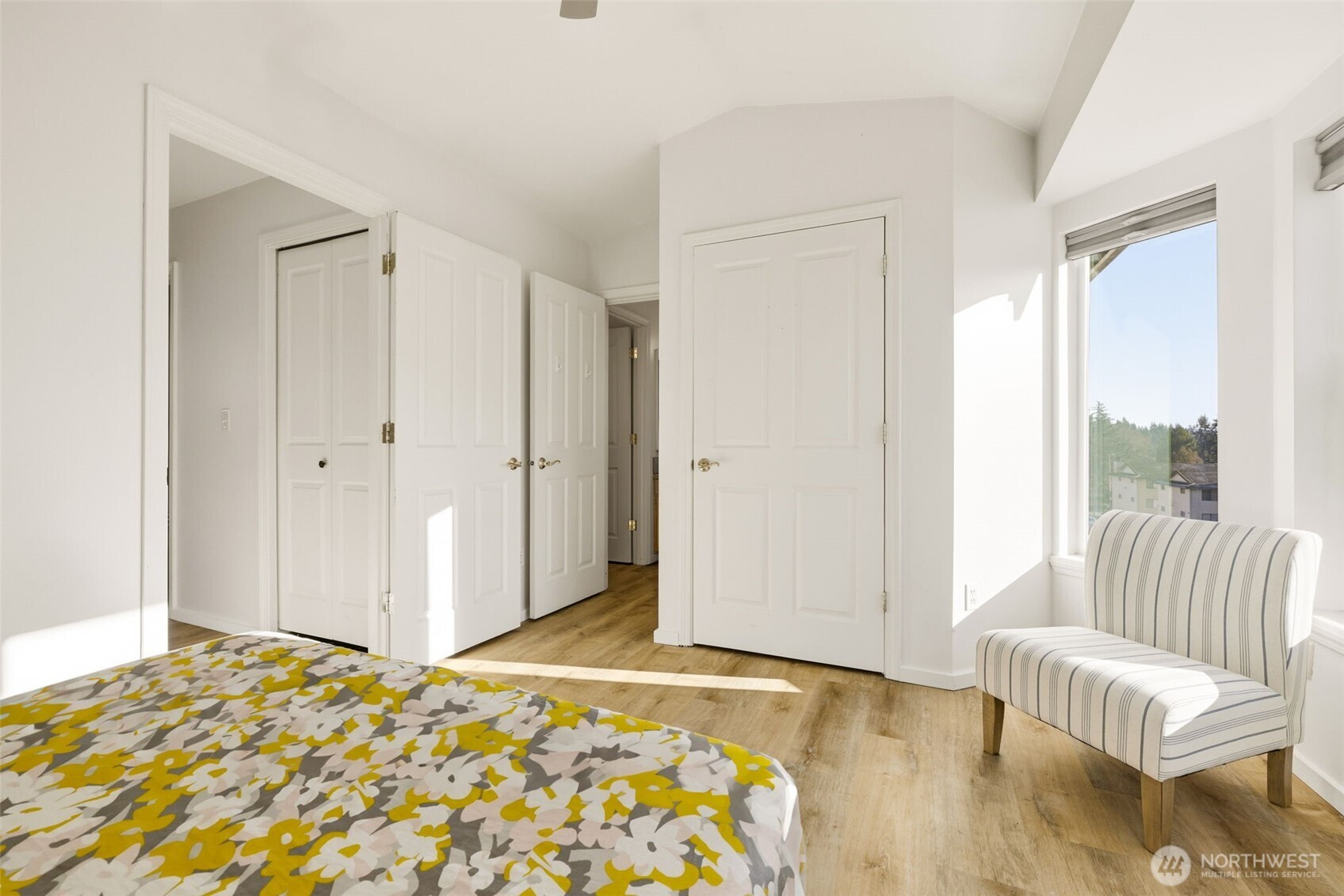 1227 Northeast 135th Street Seattle, WA 98125 - Photo 15 of 28