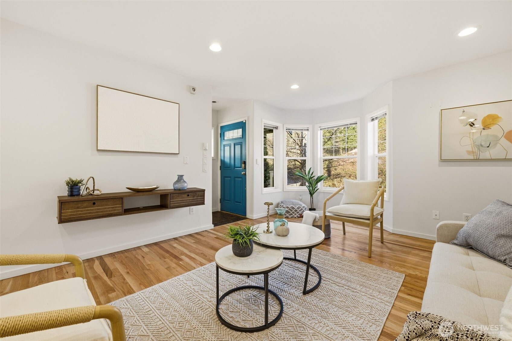 1227 Northeast 135th Street Seattle, WA 98125 - Photo 3 of 28