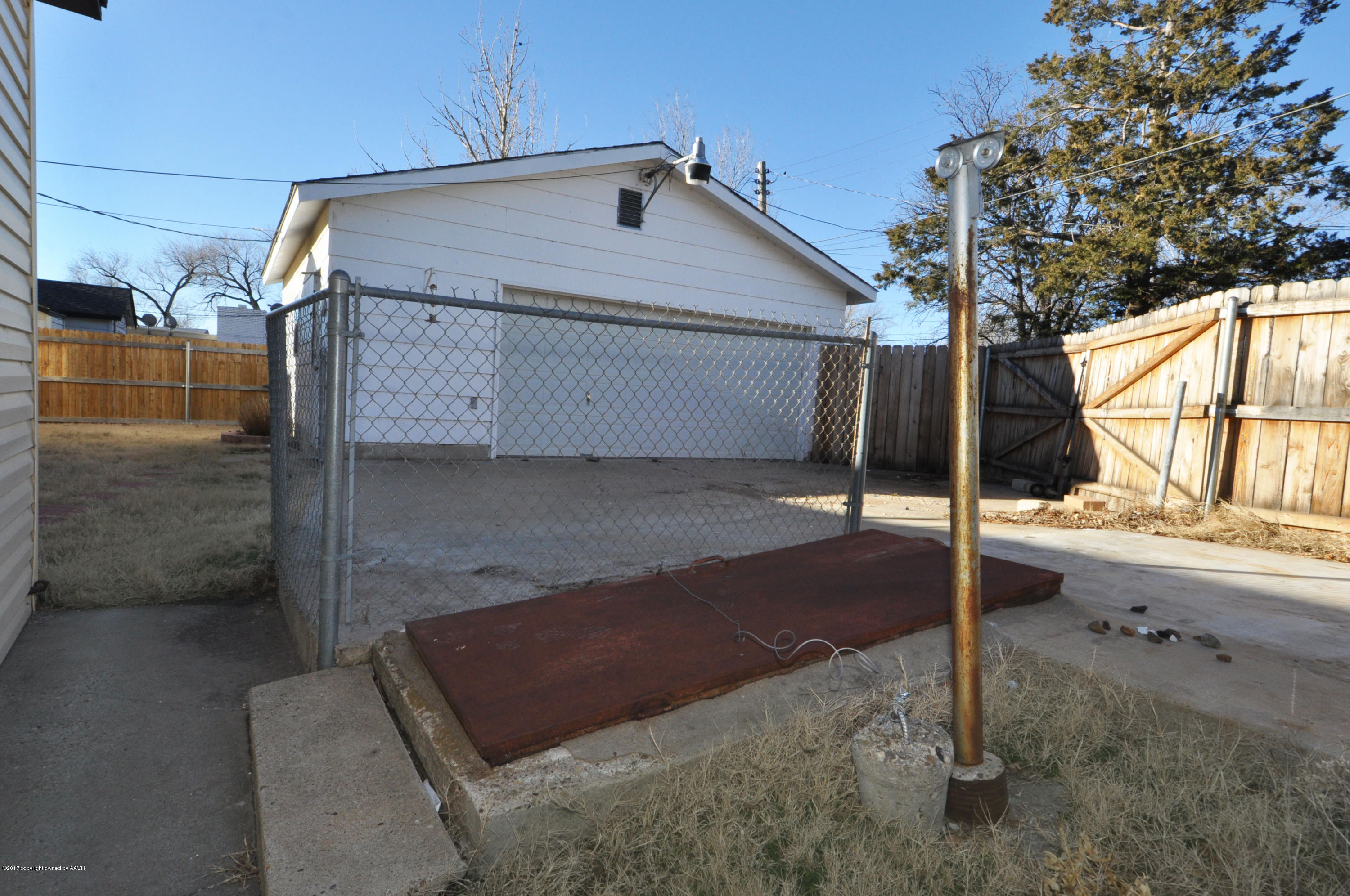 4902 Parker Street Amarillo, TX 79110 - Photo 22 of 25 22 Storm Shelter
