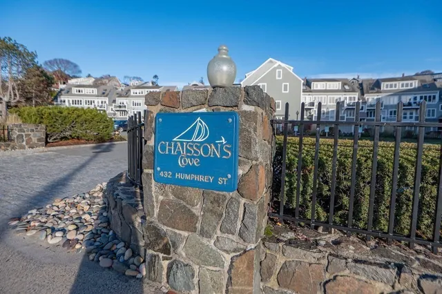 $2,800 | 432 Humphrey Street, Unit 9, Swampscott, MA 01907
