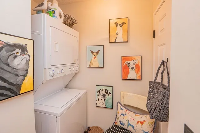 $2,800 | 432 Humphrey Street, Unit 9, Swampscott, MA 01907