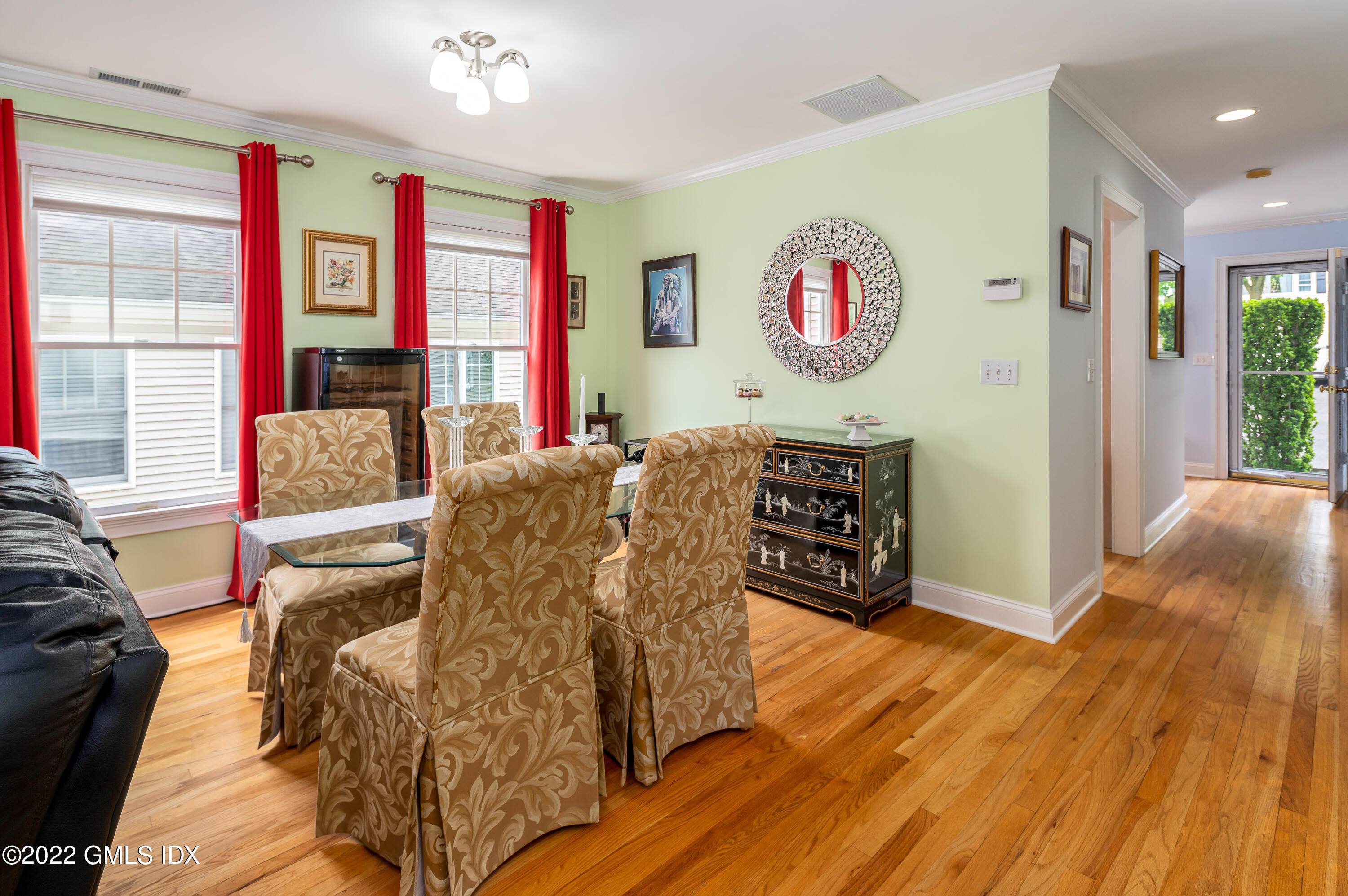 53 Rodwell Avenue, Unit B Greenwich, CT 06830 - Photo 10 of 33 a living room with furniture and a wooden floor