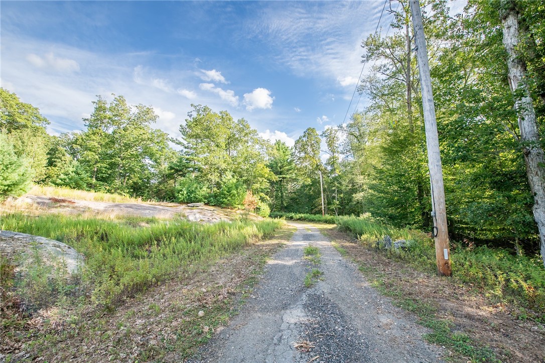 40 Hicks Way Scituate, RI 02825 - Photo 4 of 32