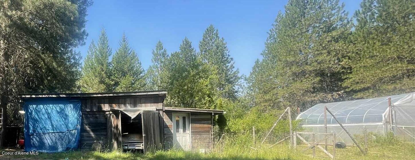 2447 Turner Hill Road Bonners Ferry, ID 83805 - Photo 42 of 108 Area 51 barn 1