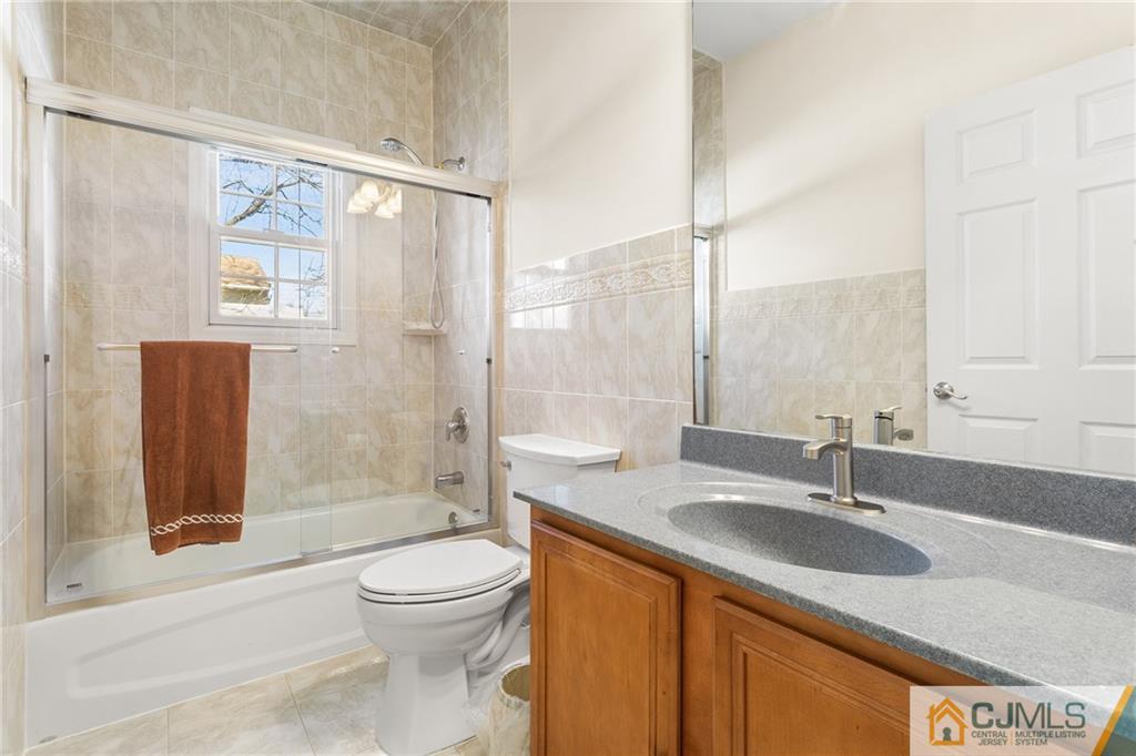 49 Spring Street Edison, NJ 08820 - Photo 21 of 55 Gallery Image 21