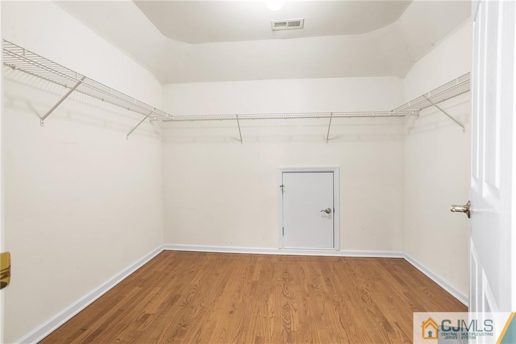 49 Spring Street Edison, NJ 08820 - Photo 28 of 55 Gallery Image 28