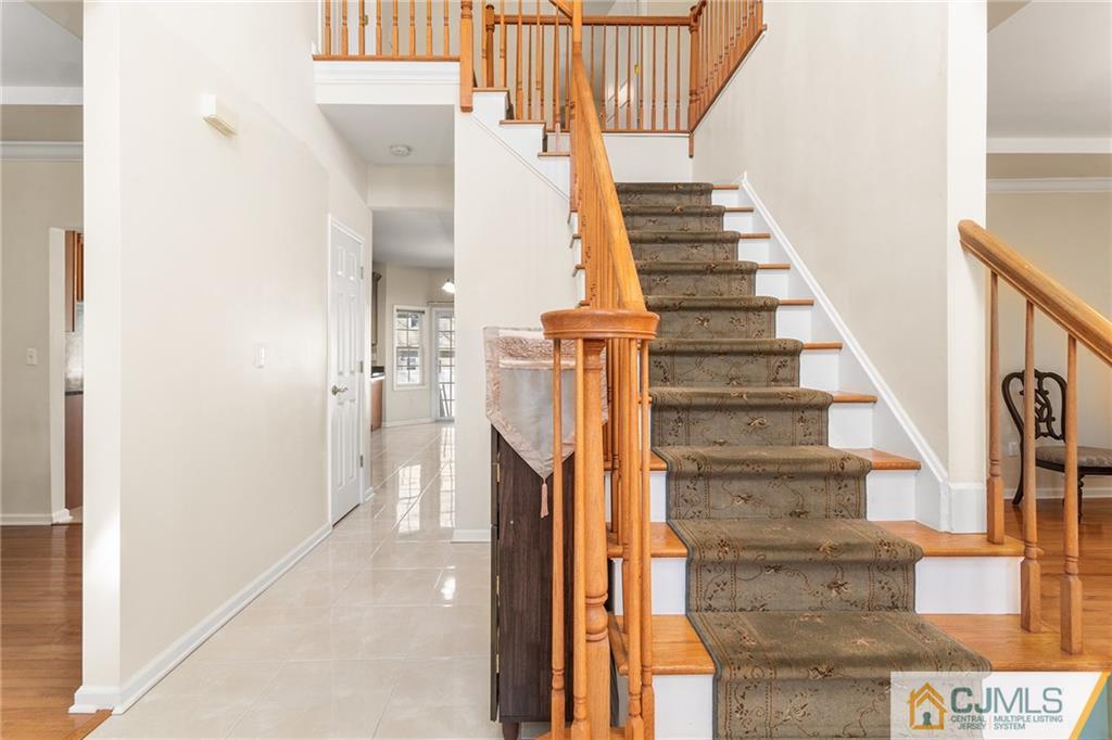49 Spring Street Edison, NJ 08820 - Photo 3 of 55 Gallery Image 3