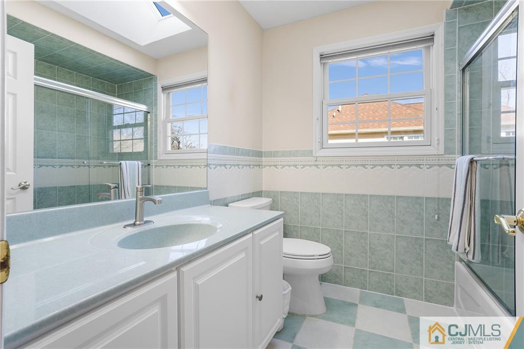 49 Spring Street Edison, NJ 08820 - Photo 39 of 55 Gallery Image 39