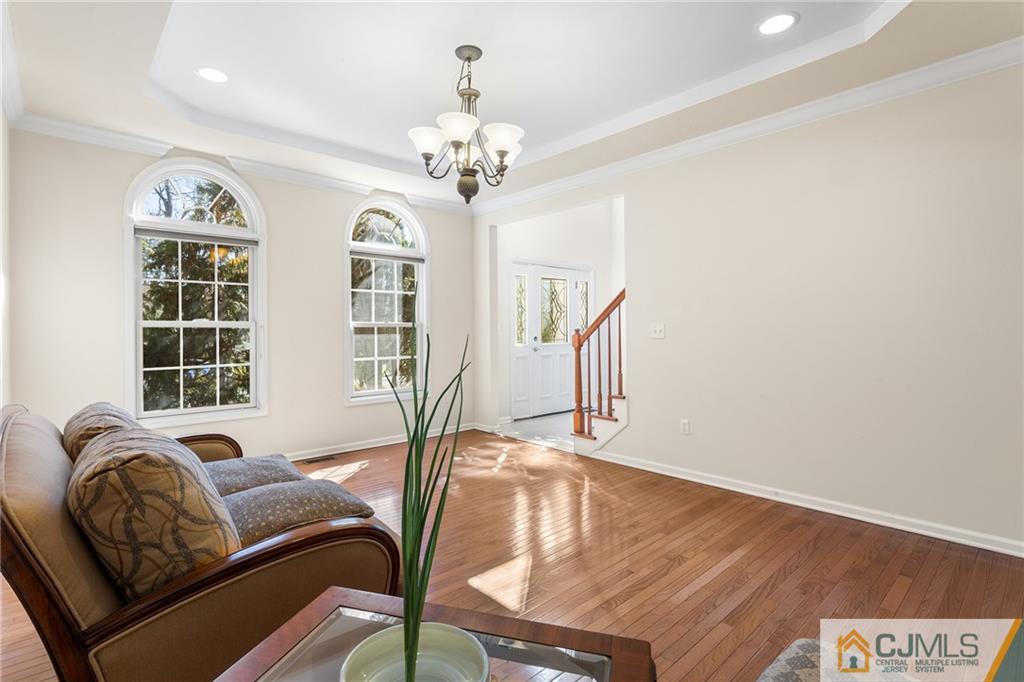 49 Spring Street Edison, NJ 08820 - Photo 6 of 55 Gallery Image 6