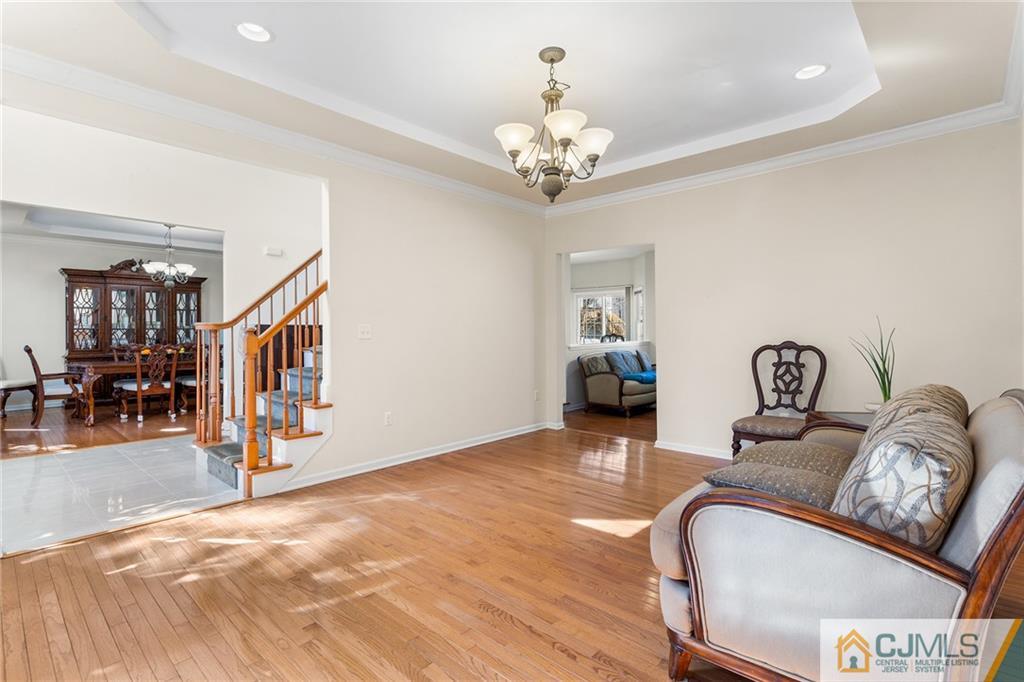 49 Spring Street Edison, NJ 08820 - Photo 7 of 55 Gallery Image 7