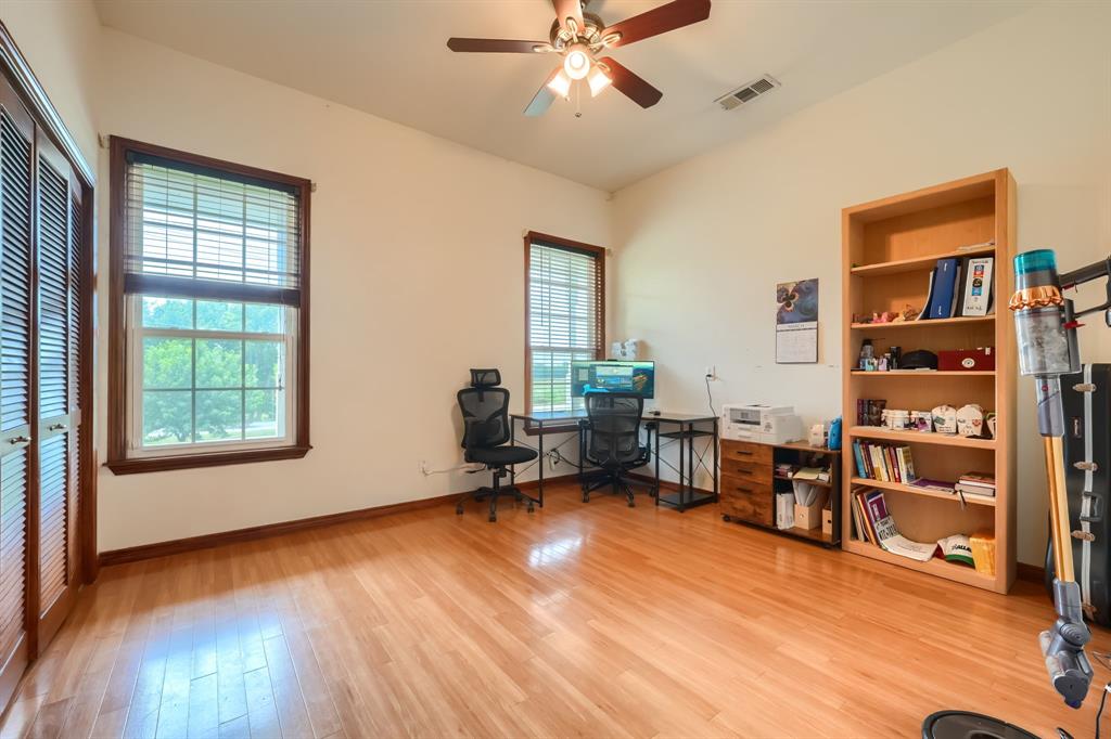 4502 Dexham Road Rowlett, TX 75088 - Photo 20 of 38