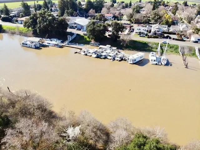 $739,950 | 14055 River Road, Walnut Grove, CA 95690