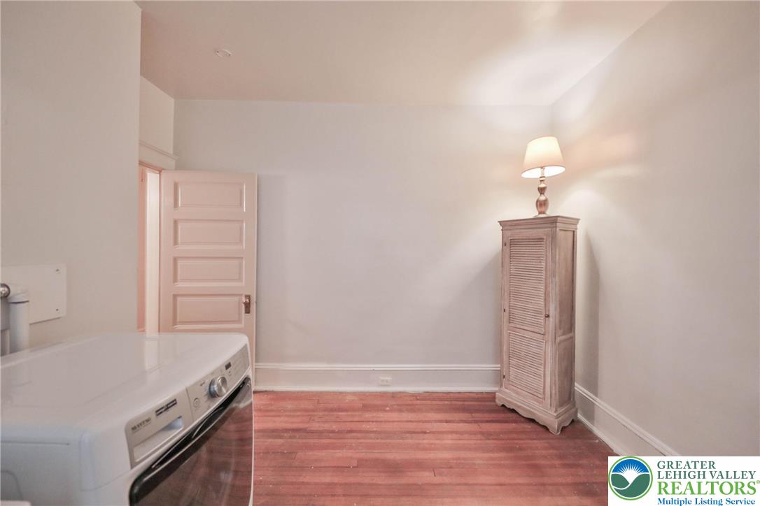 30 South 16th Street Wilson, PA 18042 - Photo 20 of 61