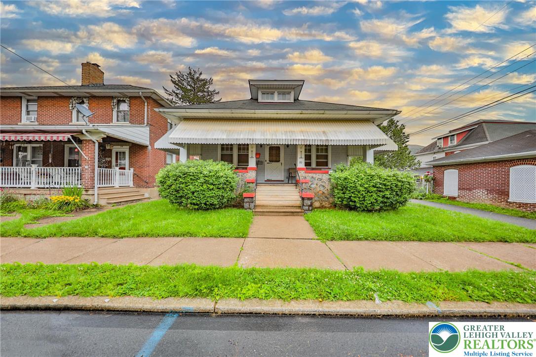 30 South 16th Street Wilson, PA 18042 - Photo 4 of 61