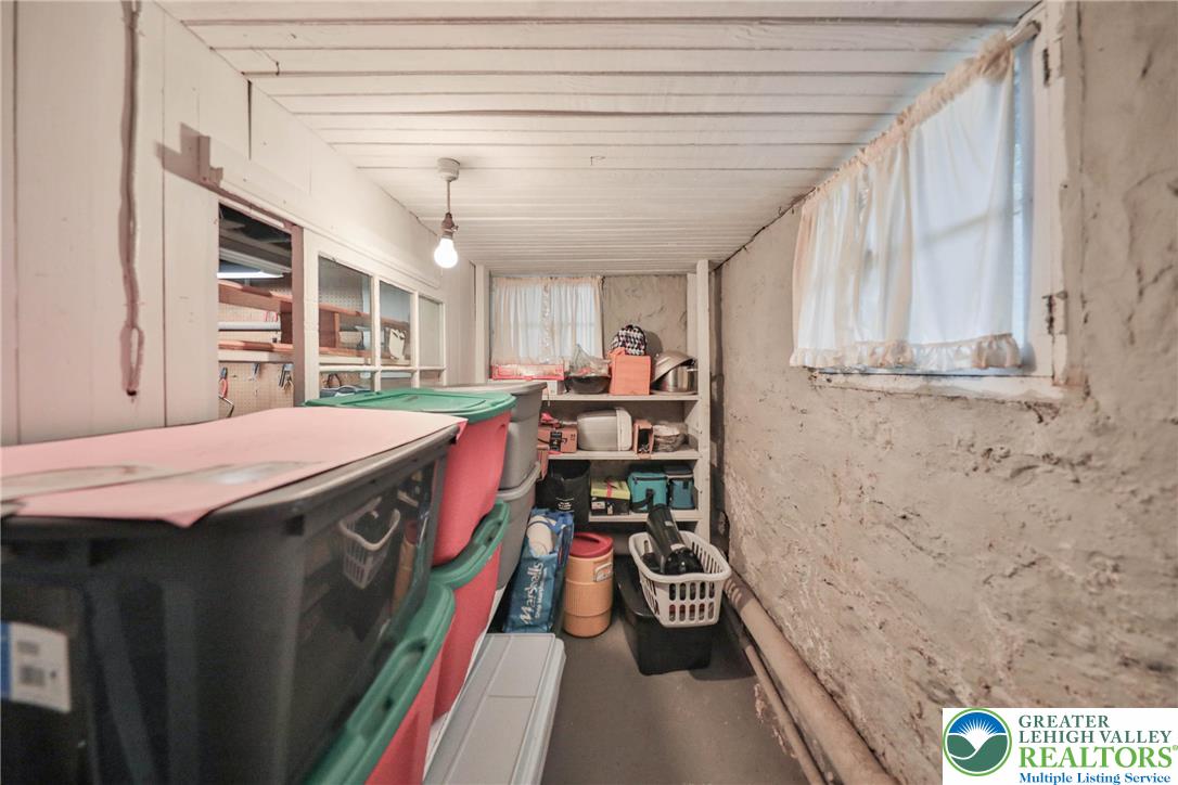 30 South 16th Street Wilson, PA 18042 - Photo 41 of 61