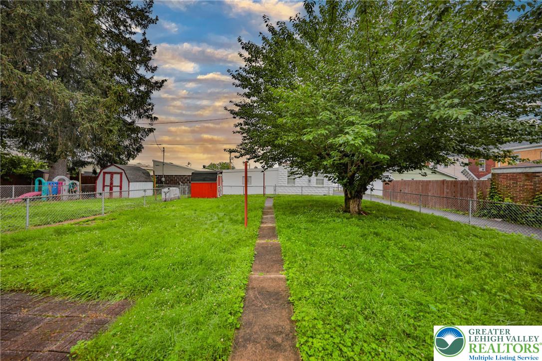 30 South 16th Street Wilson, PA 18042 - Photo 46 of 61