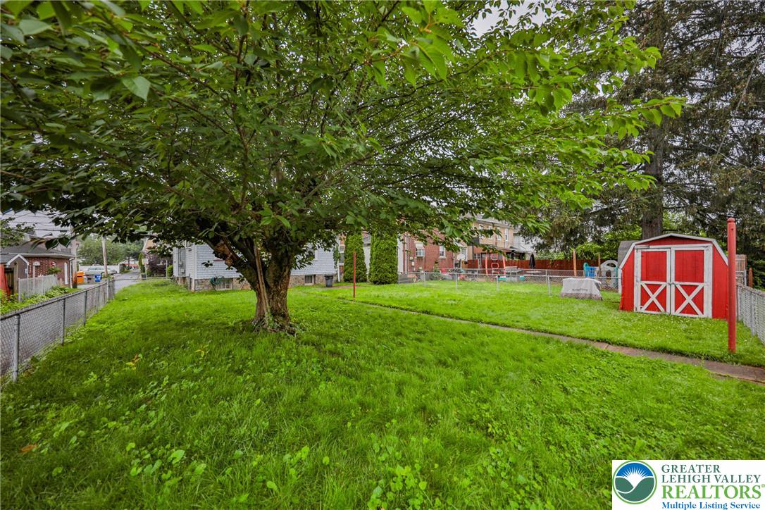 30 South 16th Street Wilson, PA 18042 - Photo 56 of 61