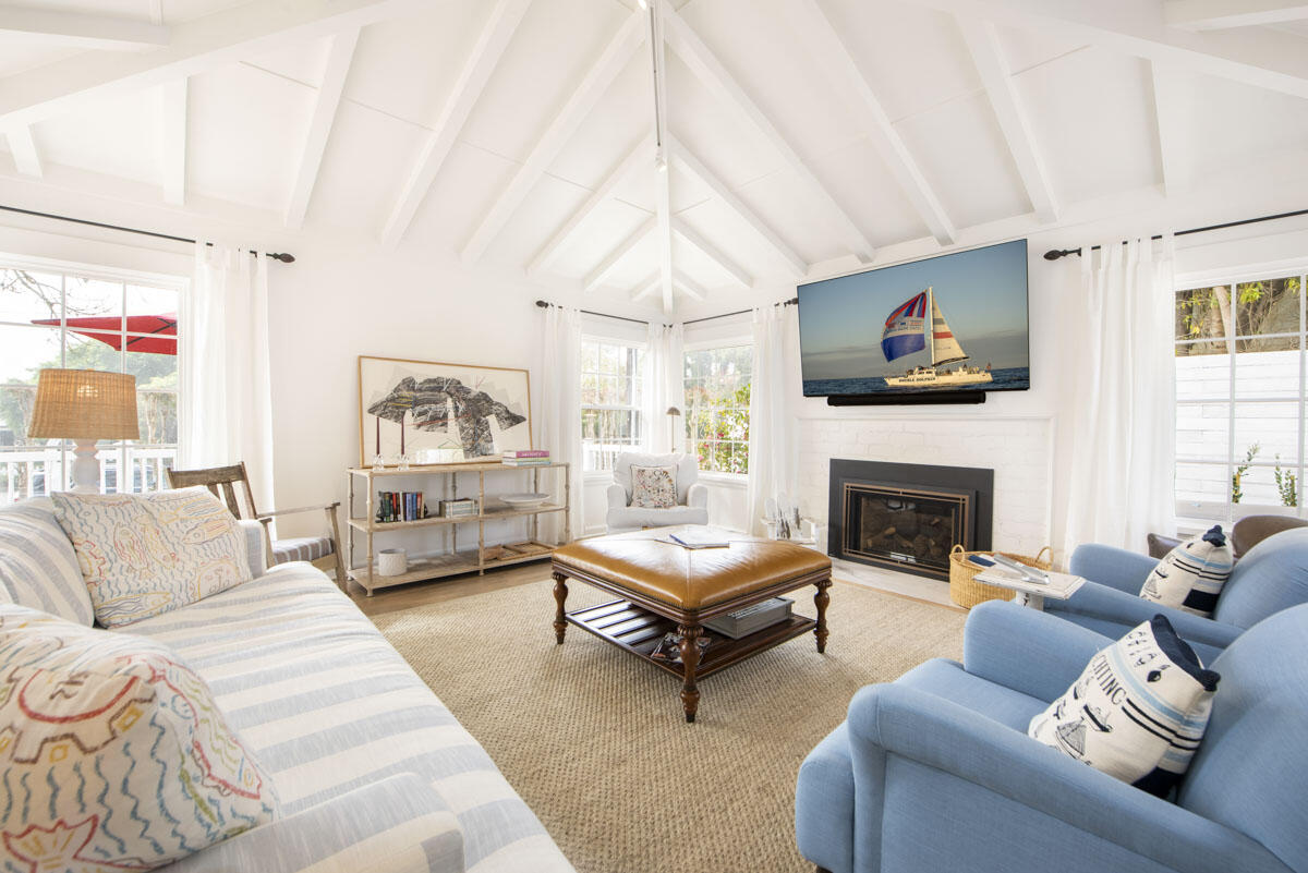 1112 Hill Road Montecito, CA 93108 - Photo 13 of 28 1112 Hill Rd_WEB_TV_13