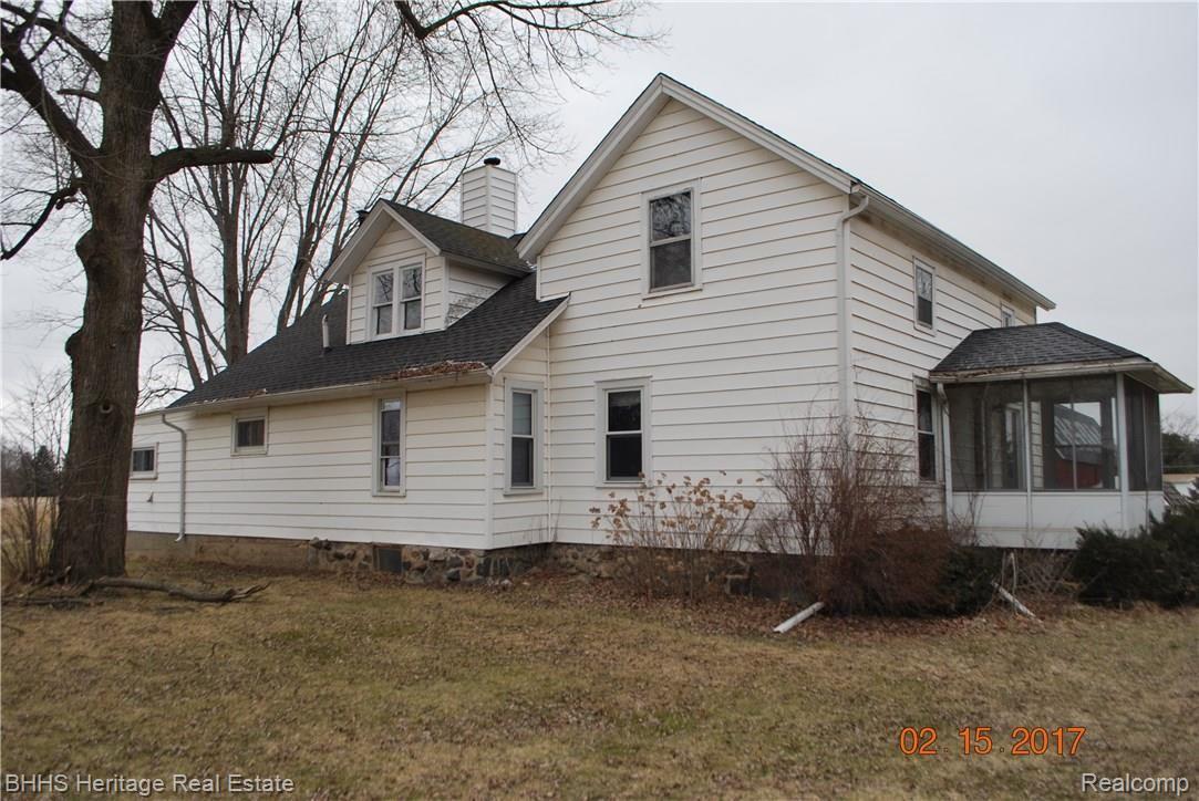 5675 Byron Road Howell, MI 48855 - Photo 6 of 32 clean (7).JPG