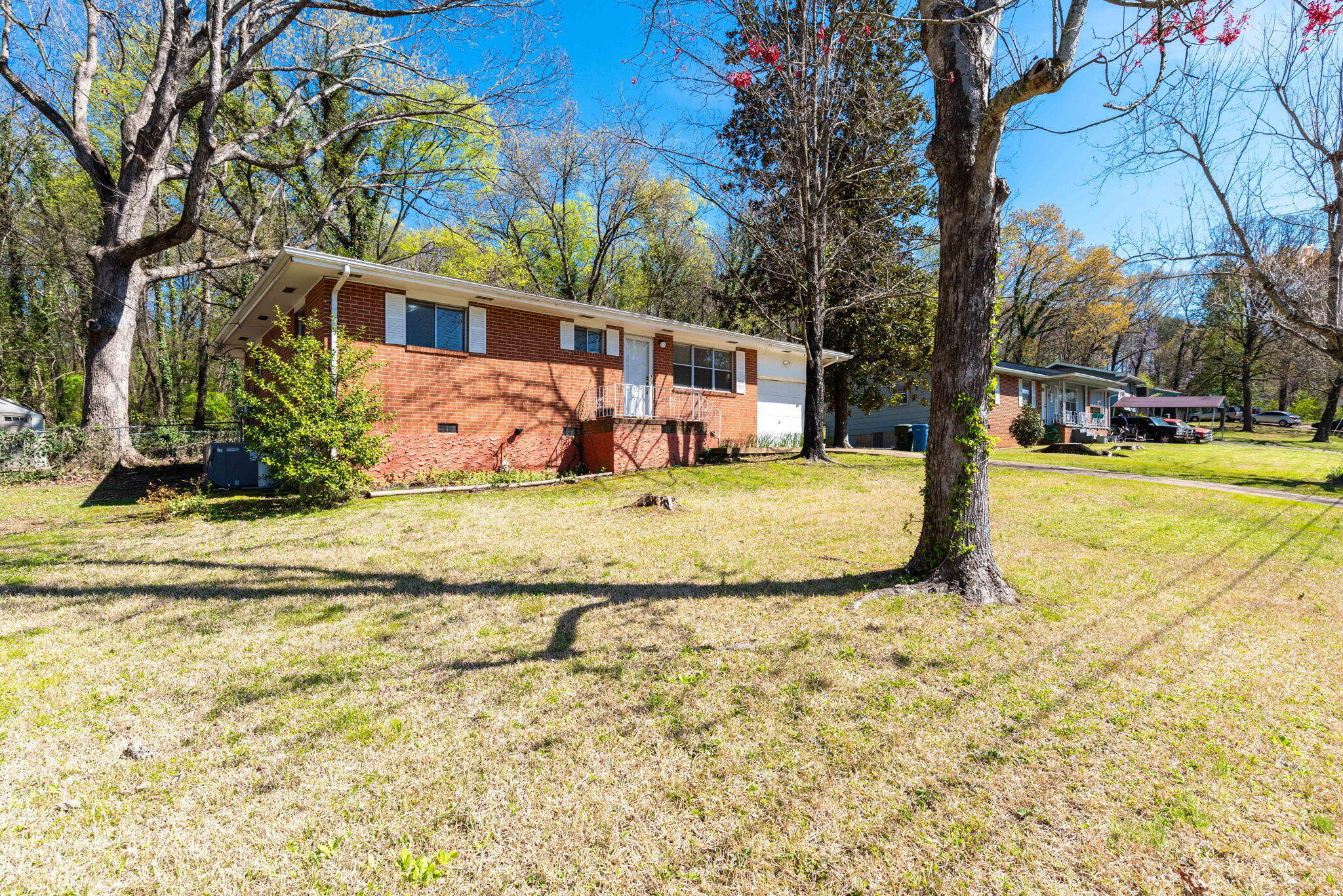 7644 Mallette Road Chattanooga, TN 37416 - Photo 2 of 23 2-web-or-mls-DSC_2013