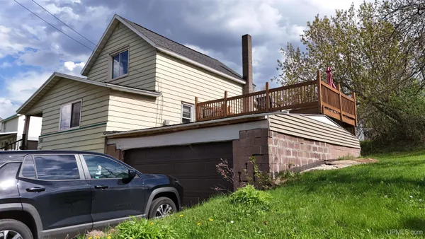 $155,000 | 423 County Road, Negaunee, MI 49866