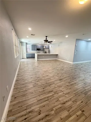 $3,199 | 10549 Winter Grass Drive, Las Vegas, NV 89135