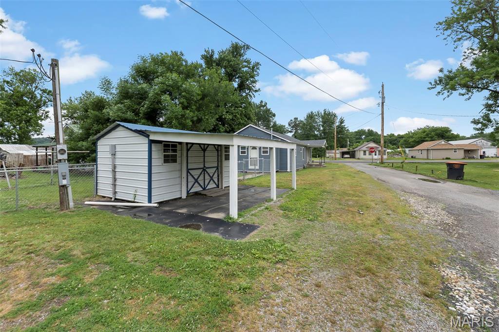 301 West State Street Chaffee, MO 63740 - Photo 4 of 19