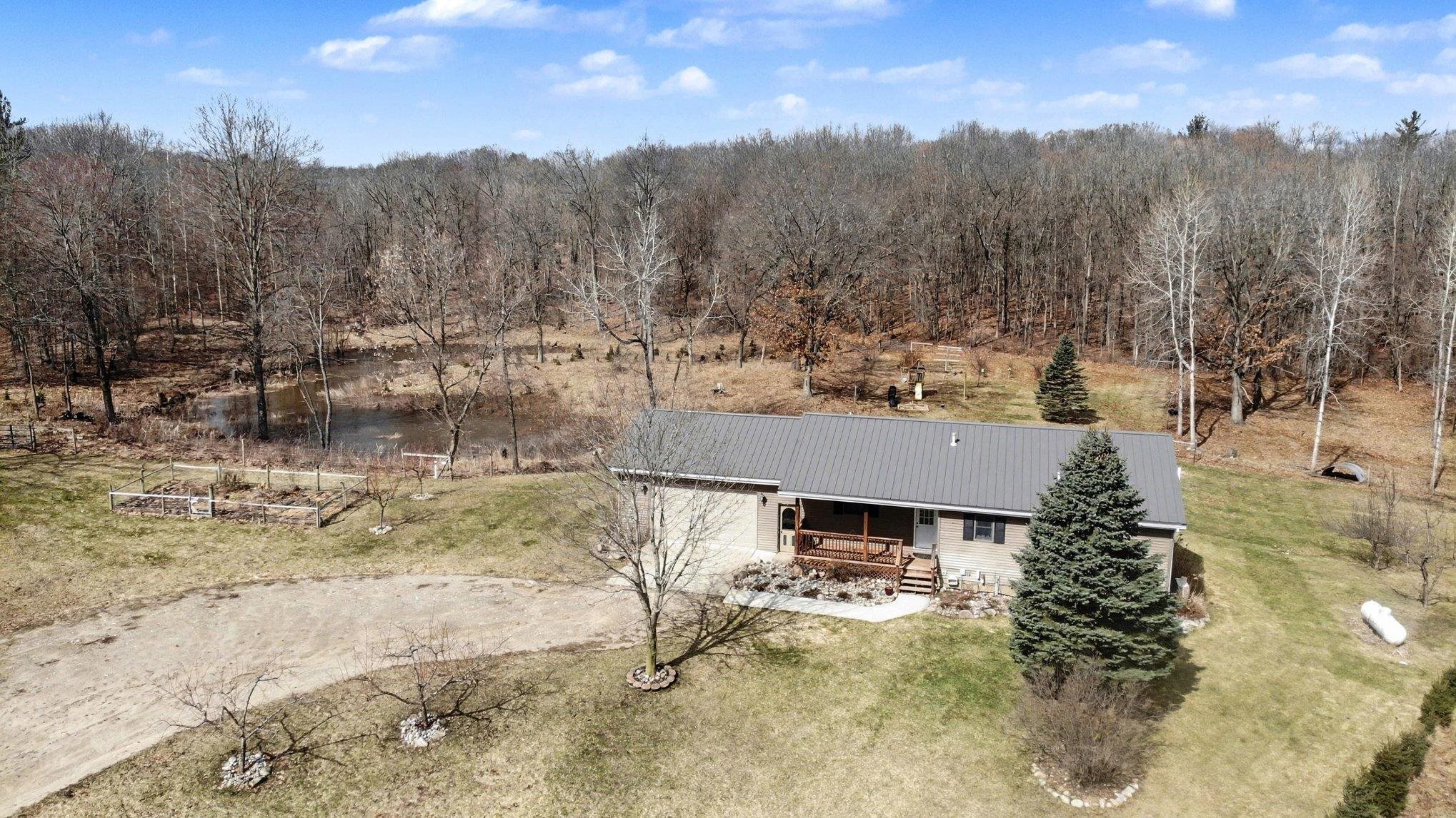 1879 North Crystal Road Vestaburg, MI 48891 - Photo 36 of 43
