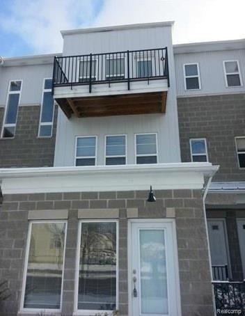 420 Hilton Road Ferndale, MI 48220 - Photo 1 of 5