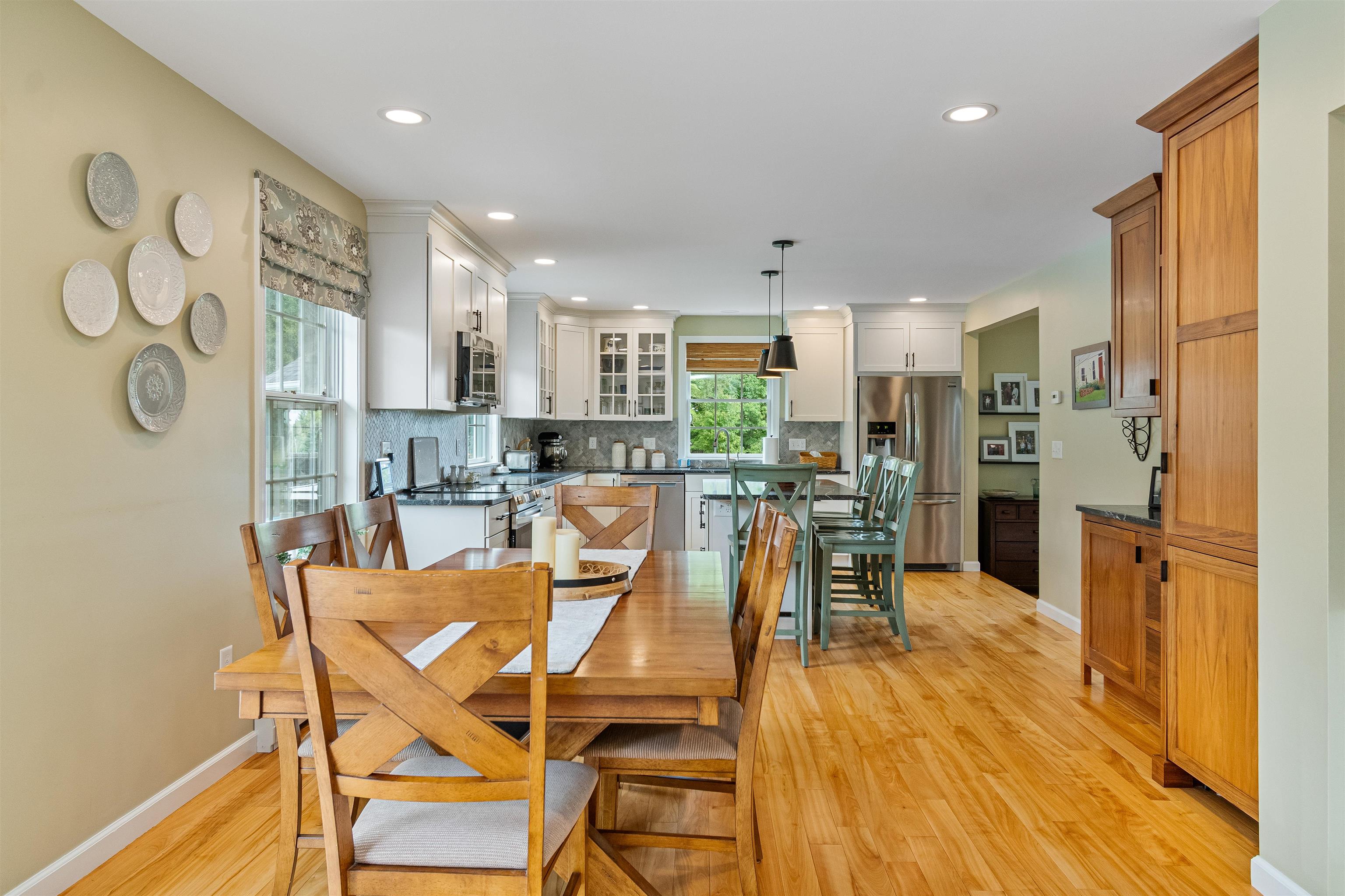 5956 St George Road Williston, VT 05495 - Photo 5 of 50