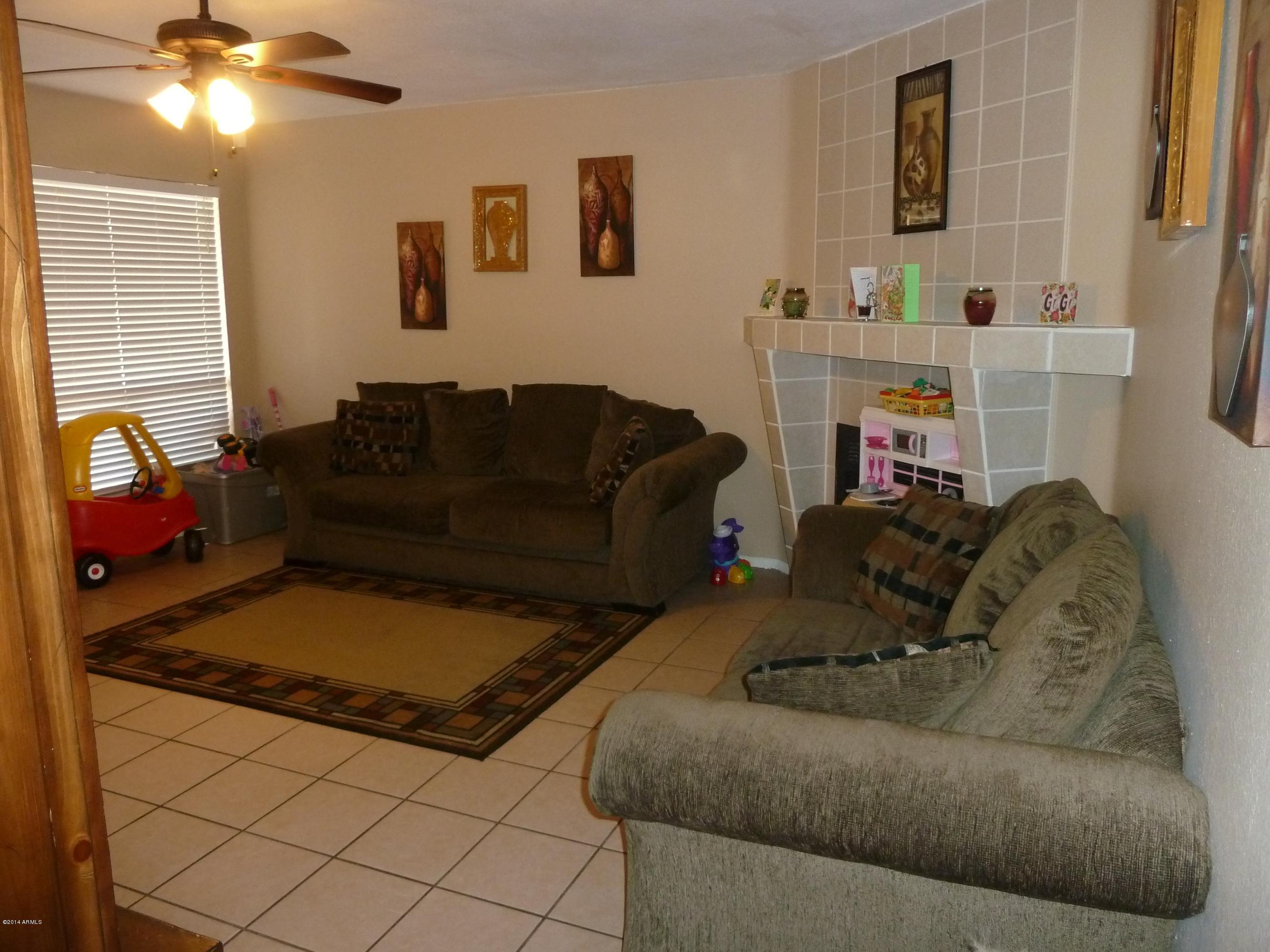 93 North Cooper Road, Unit 20 Chandler, AZ 85225 - Photo 6 of 28 P1040288