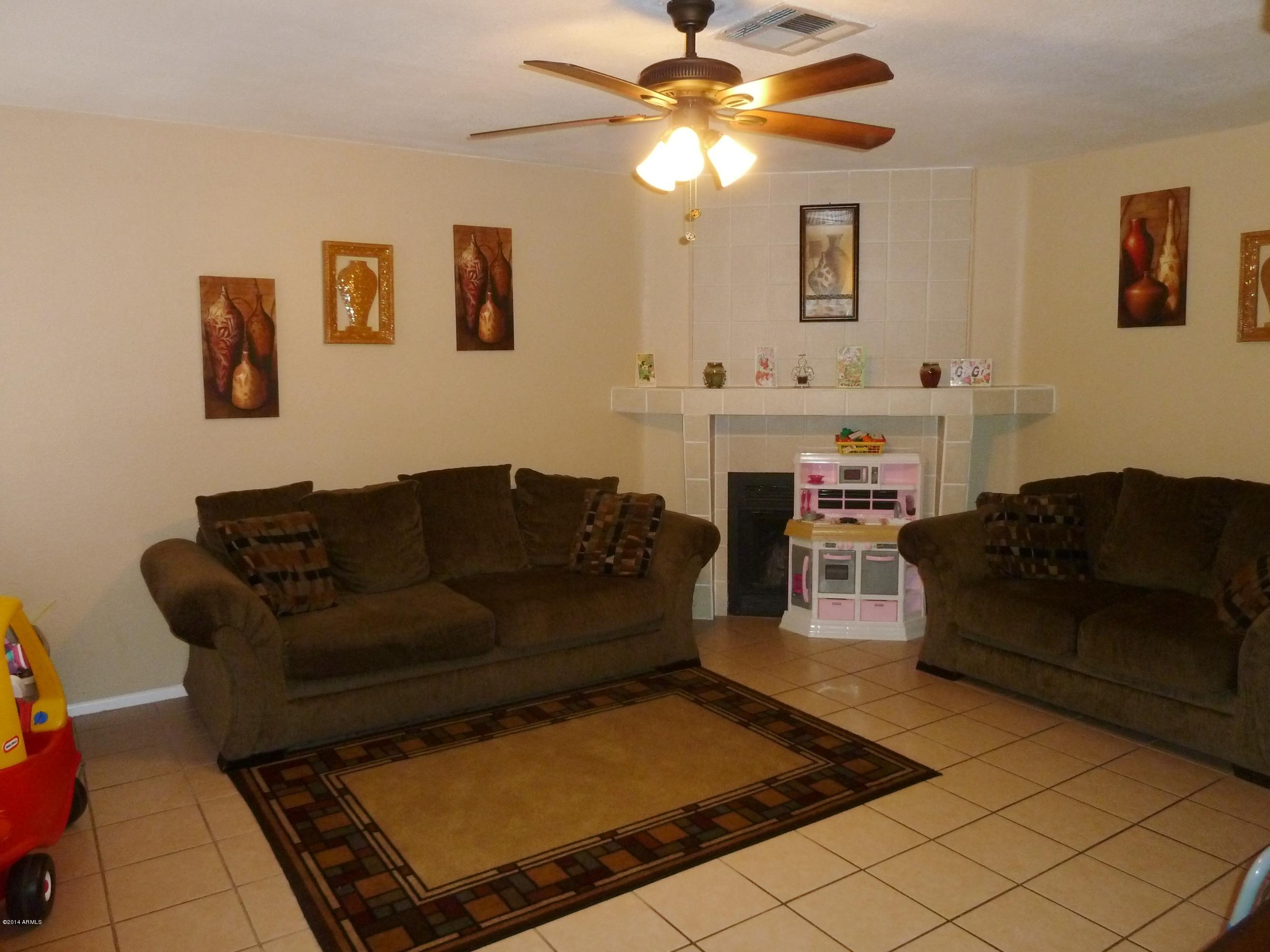 93 North Cooper Road, Unit 20 Chandler, AZ 85225 - Photo 7 of 28 P1040279
