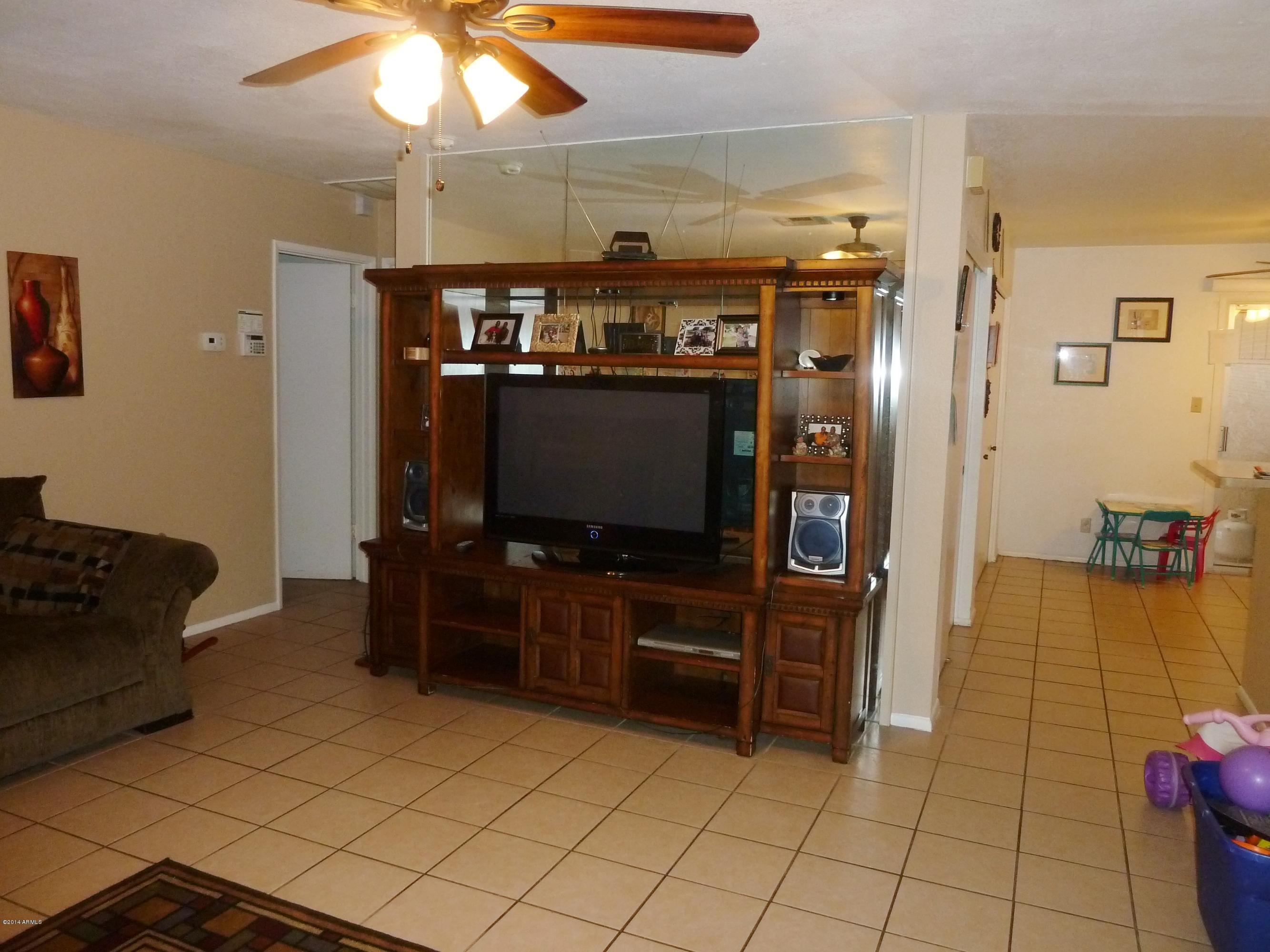 93 North Cooper Road, Unit 20 Chandler, AZ 85225 - Photo 9 of 28 P1040281