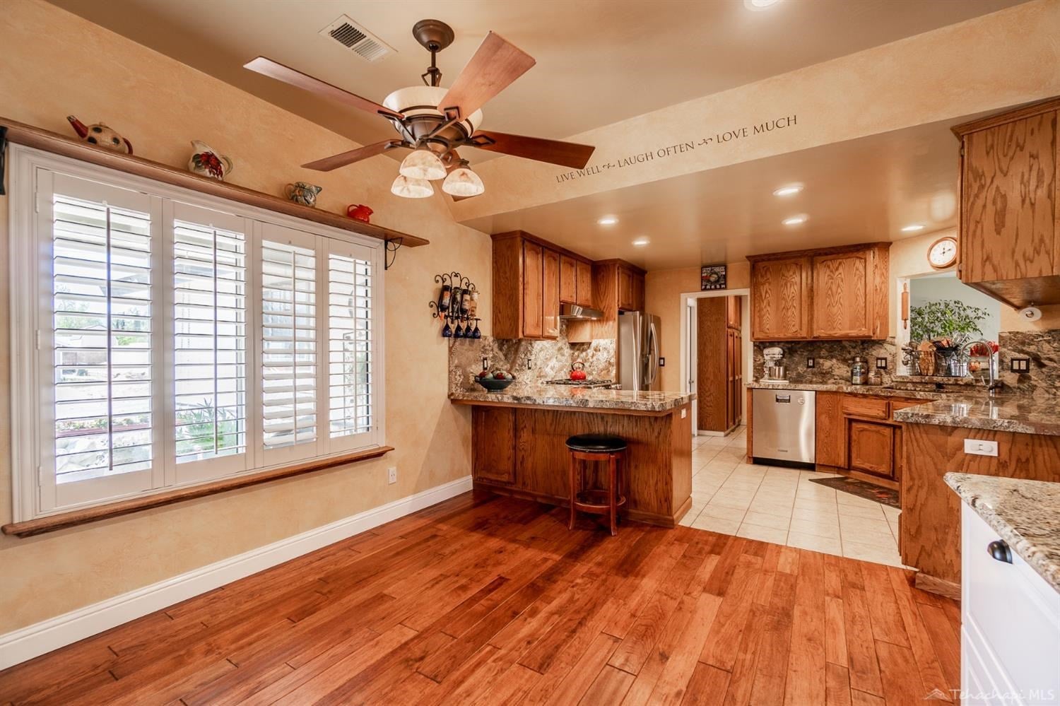 21900 Mid Way Tehachapi, CA 93561 - Photo 23 of 39 Gallery Image 23