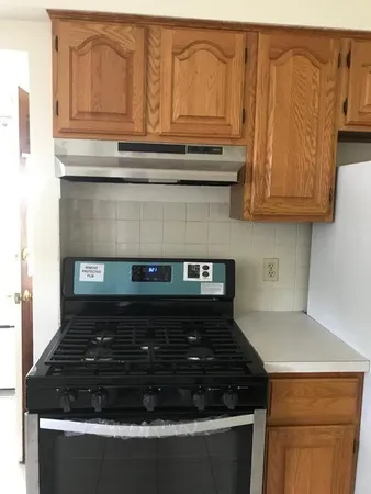 $3,300 | 75 Varnum Street, Unit 2, Arlington, MA 02474