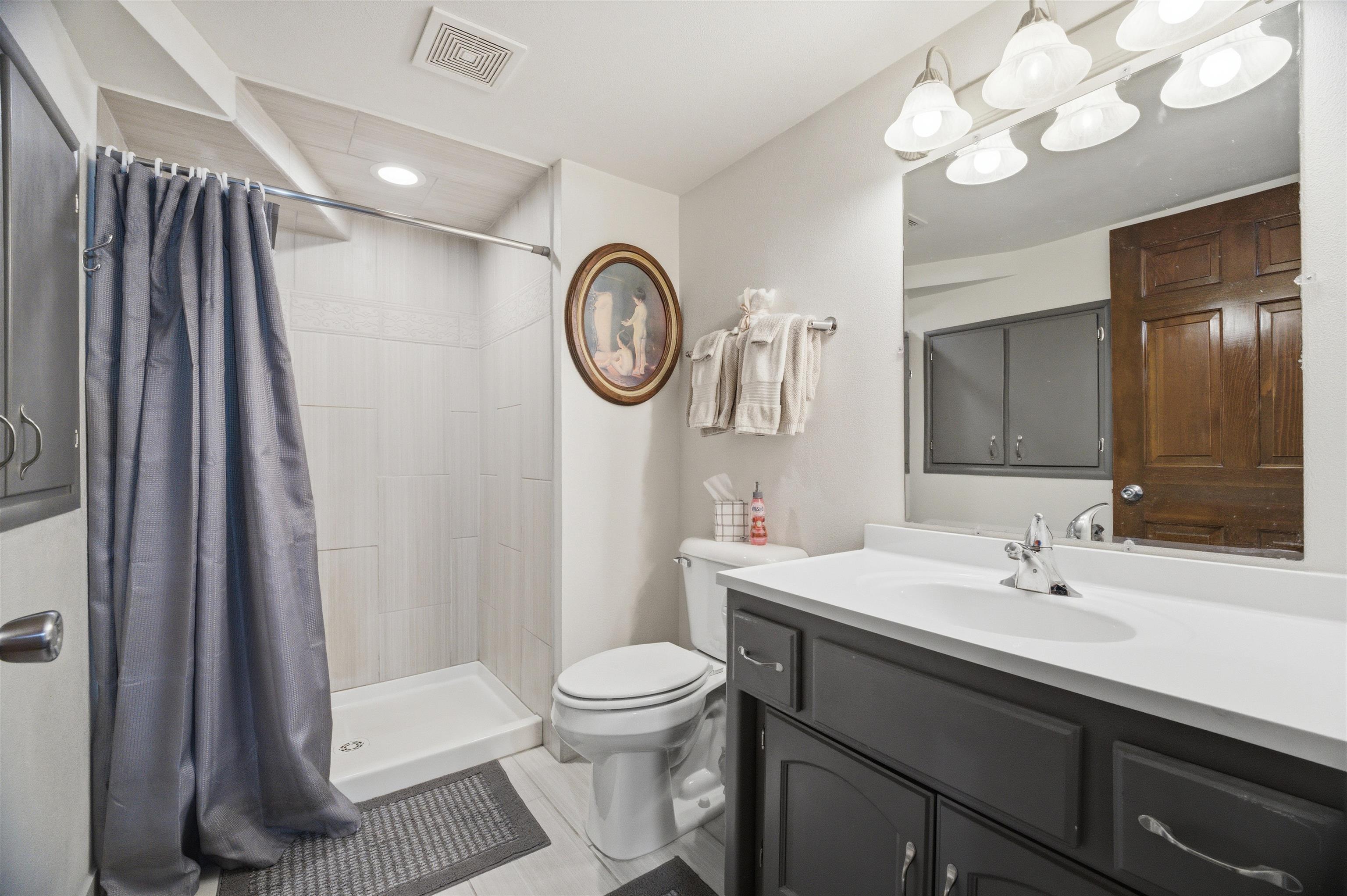 1306 South Lawe Street Appleton, WI 54915 - Photo 20 of 29
