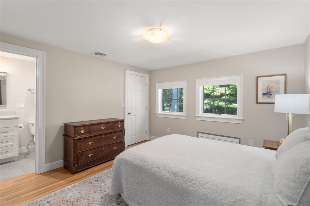 10 Auburn Road Wellesley, MA 02481 - Photo 18 of 34