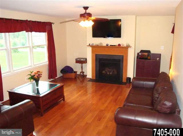 65 Leedy Road Gettysburg, PA 17325 - Photo 3 of 20 Gallery Image 3