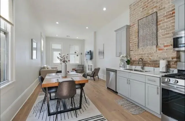 $1,850 | 1624 Gentilly Boulevard, Unit RIGHT, New Orleans, LA 70119