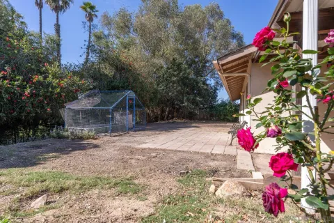 $1,350,000 | 4975 Whipple Way, San Diego, CA 92122