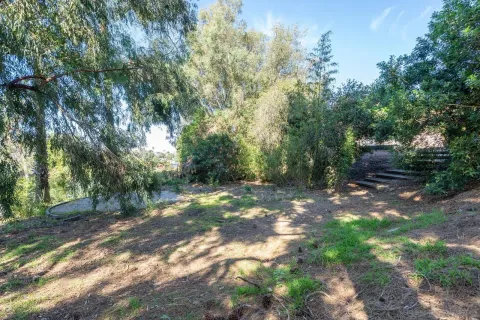 $1,350,000 | 4975 Whipple Way, San Diego, CA 92122