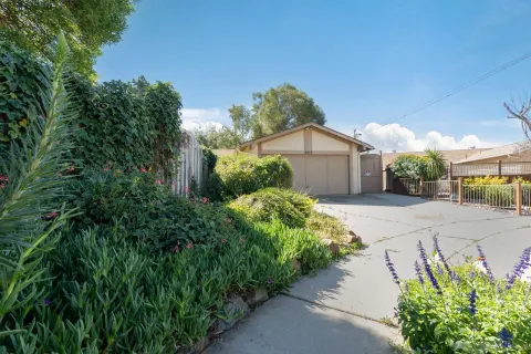 $1,350,000 | 4975 Whipple Way, San Diego, CA 92122