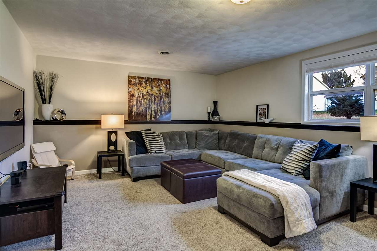 6461 Weaver Road Rockford, IL 61114 - Photo 18 of 24 Gallery Image 18