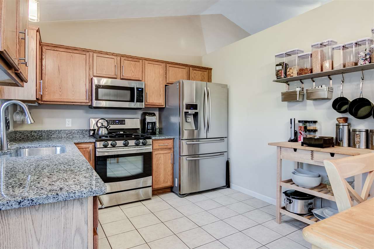 6461 Weaver Road Rockford, IL 61114 - Photo 4 of 24 Gallery Image 4