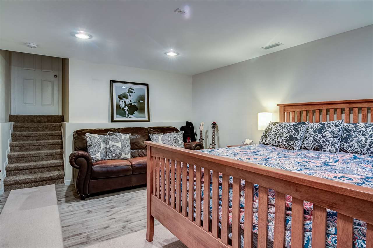 6461 Weaver Road Rockford, IL 61114 - Photo 8 of 24 Gallery Image 8